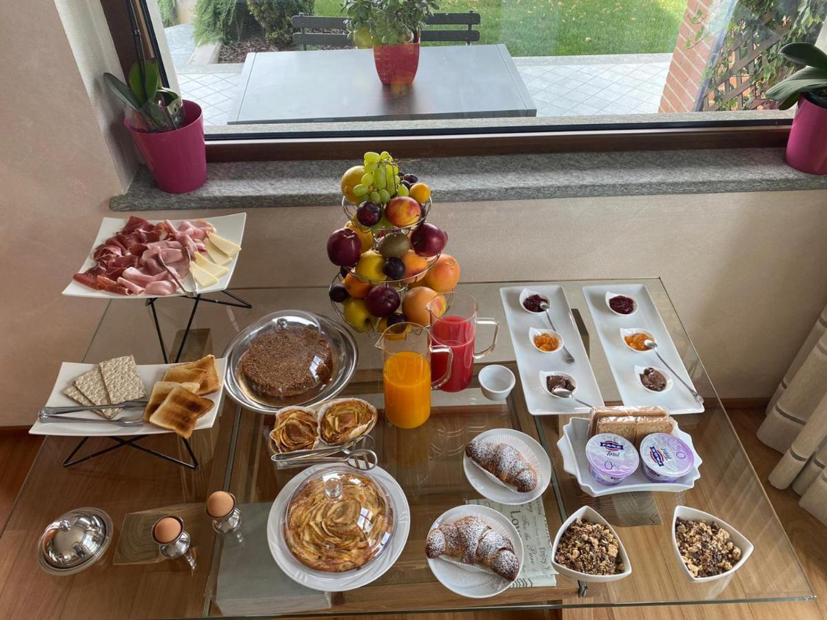 Casa Arge Bed & Breakfast La Morra Bagian luar foto
